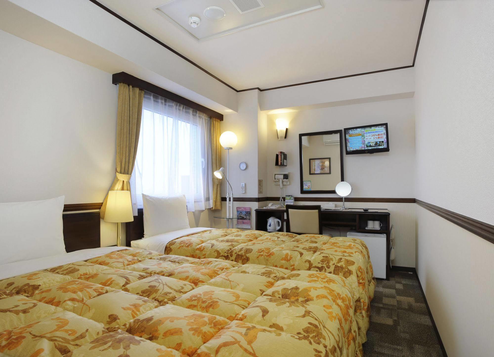 Toyoko Inn Sendai Higashi-Guchi No 2 Екстериор снимка